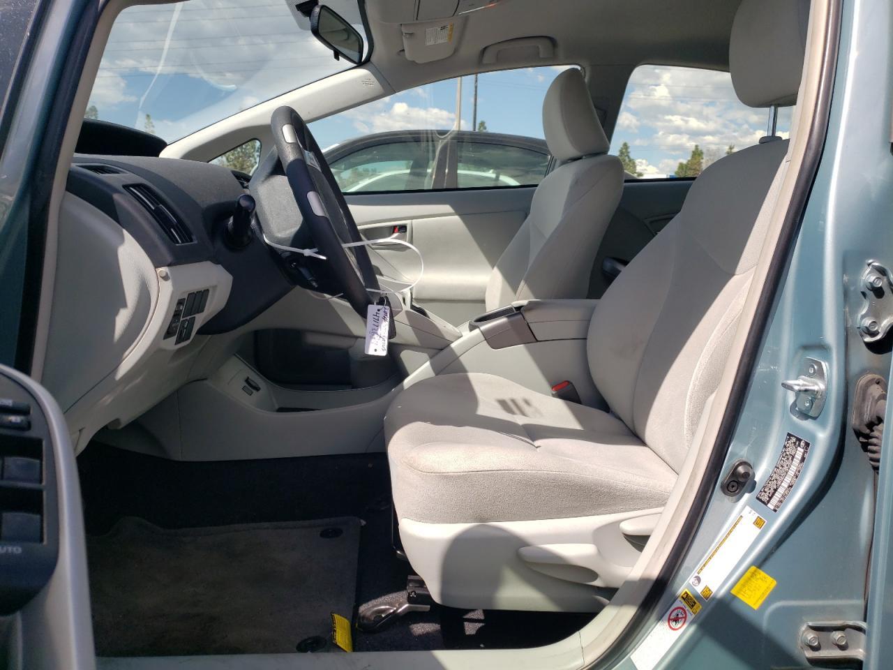 2015 TOYOTA PRIUS - Image 7