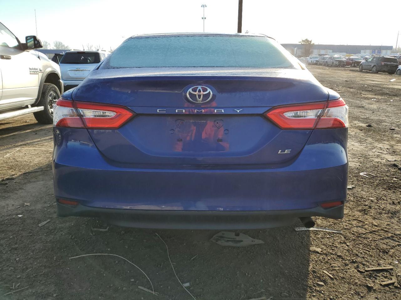 2018 TOYOTA CAMRY L - Фото 6