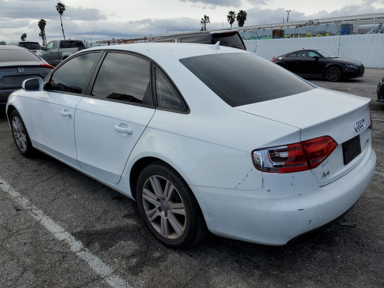 2011 AUDI A4 PREMIUM - Image 2