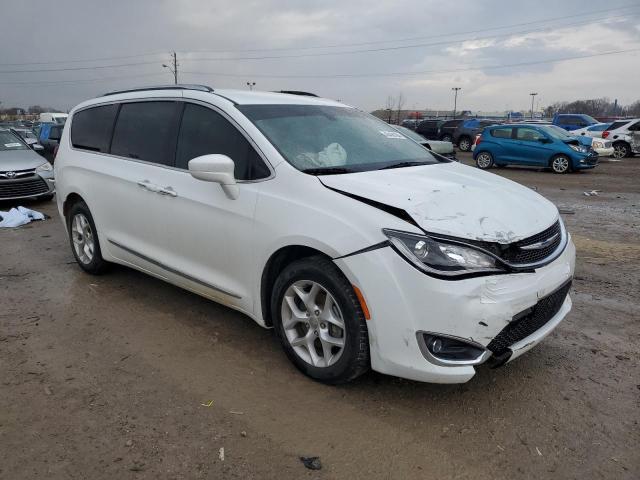 2017 Chrysler Pacifica Touring L Plus - Фото 4