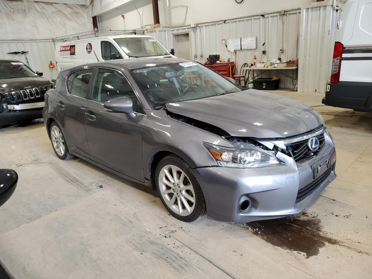 2013 LEXUS CT 200 - Image 4