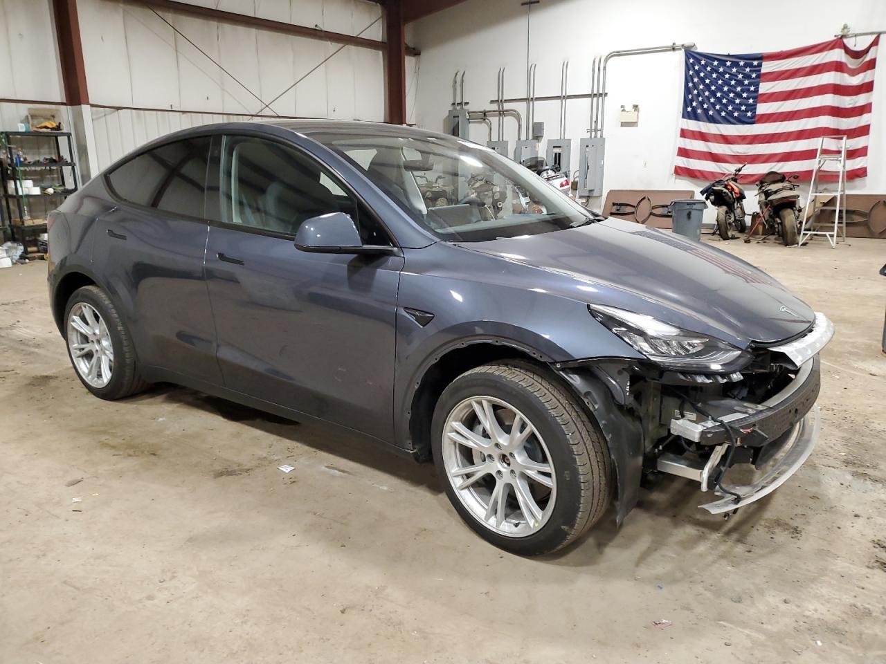 2023 TESLA MODEL Y - Фото 4