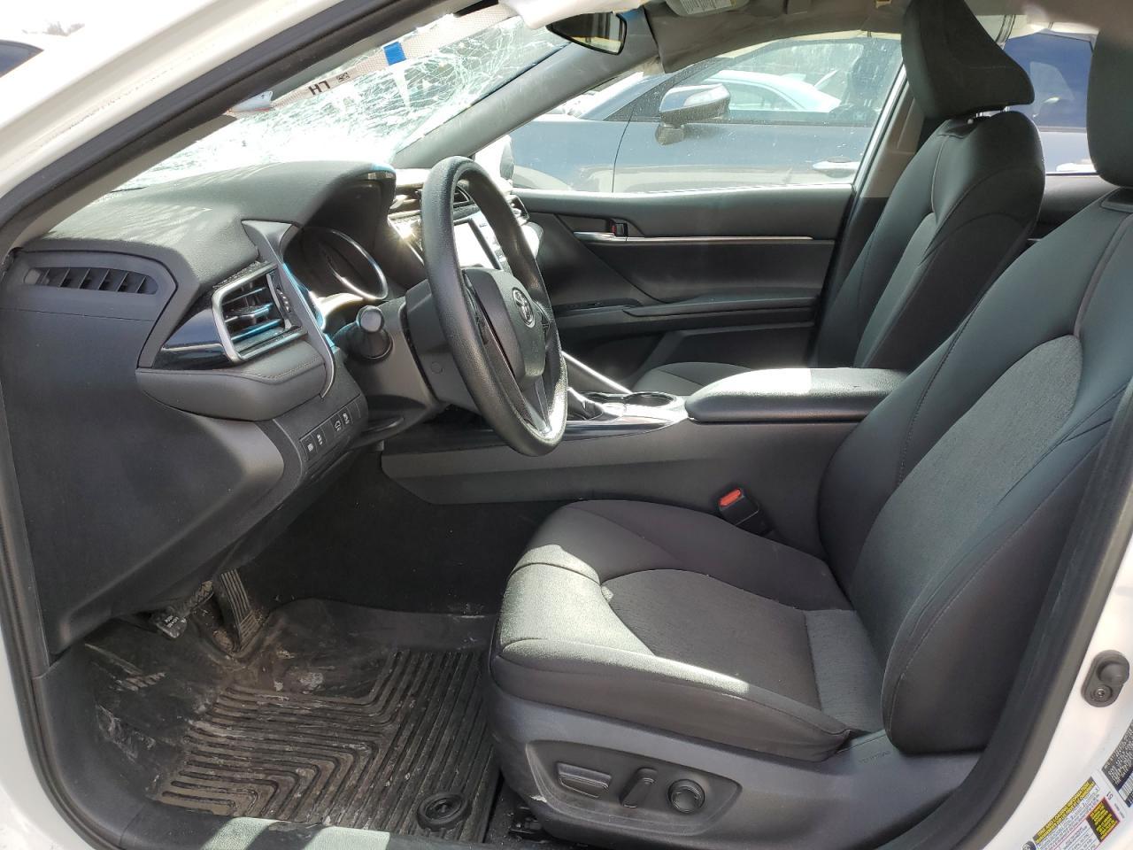 2019 TOYOTA CAMRY L - Image 7