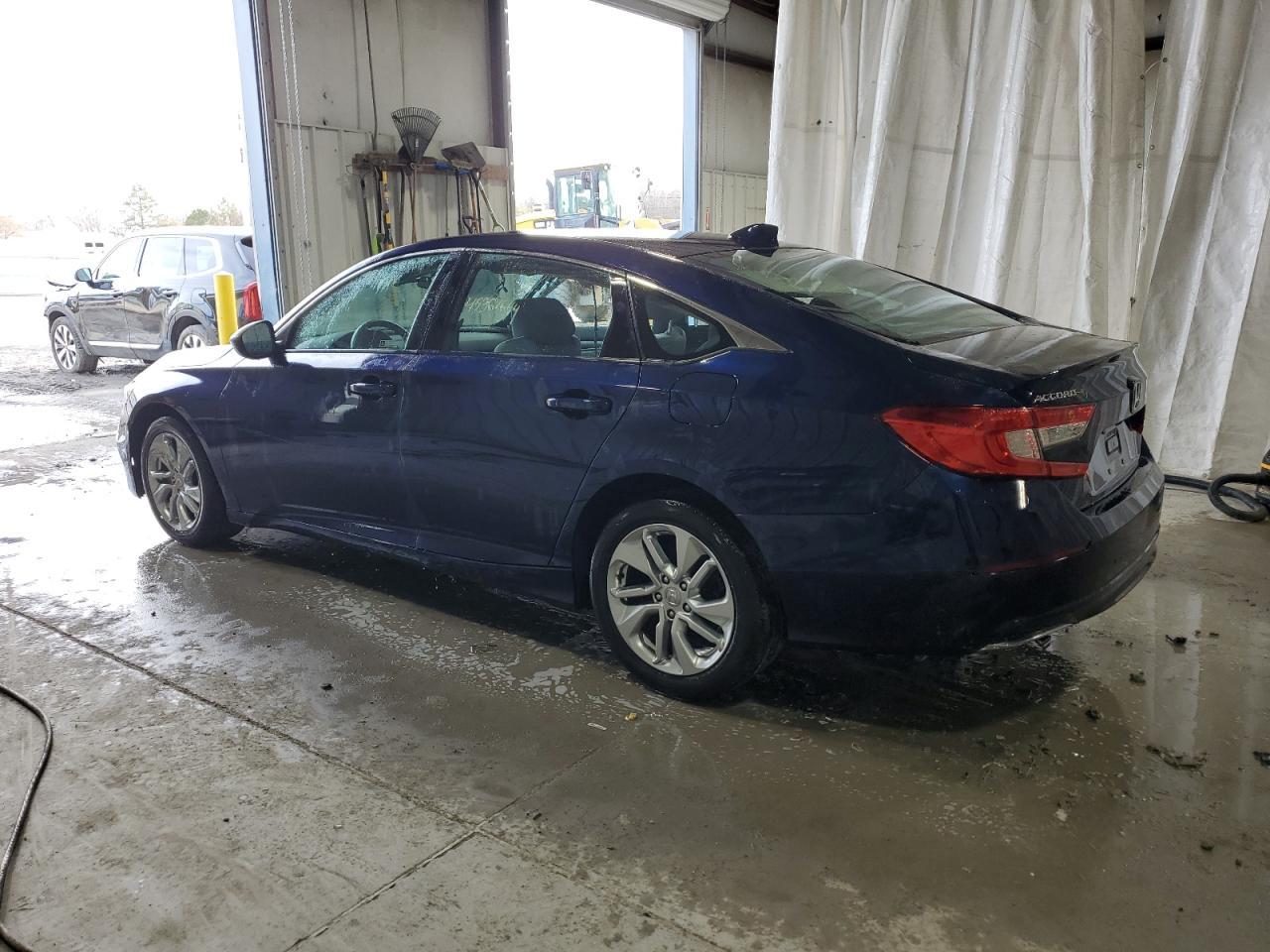 2018 HONDA ACCORD LX - Image 2