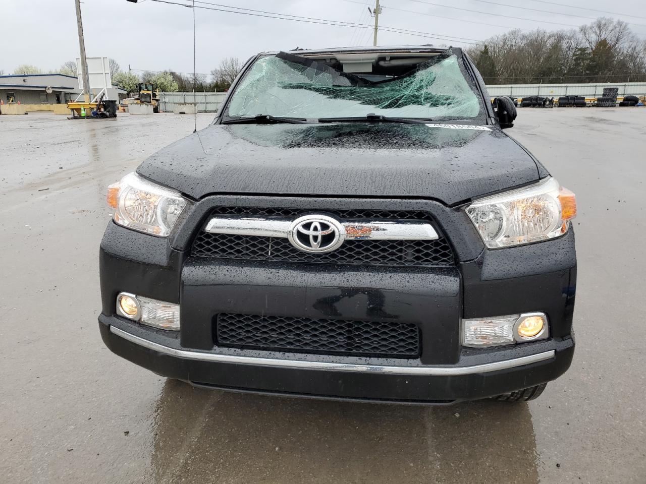 2011 TOYOTA 4RUNNER SR - Фото 5