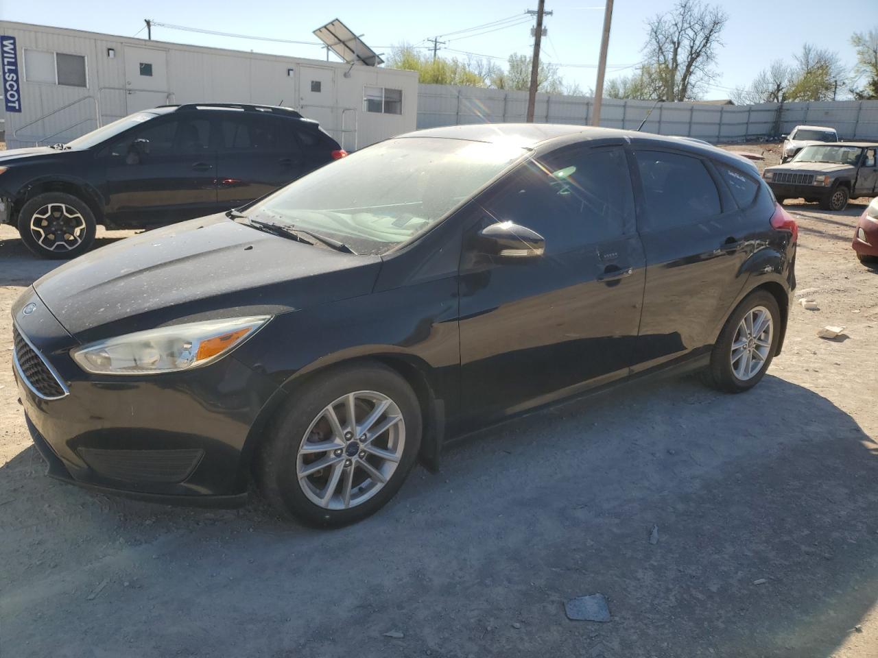 2016 FORD FOCUS SE car image