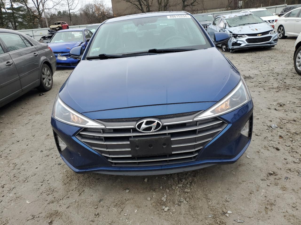 2019 HYUNDAI ELANTRA SE - Фото 5