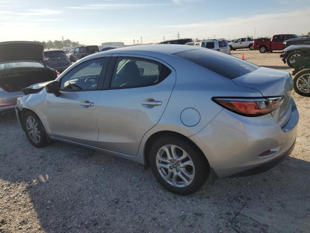 2017 Toyota Yaris Ia - Фото 2