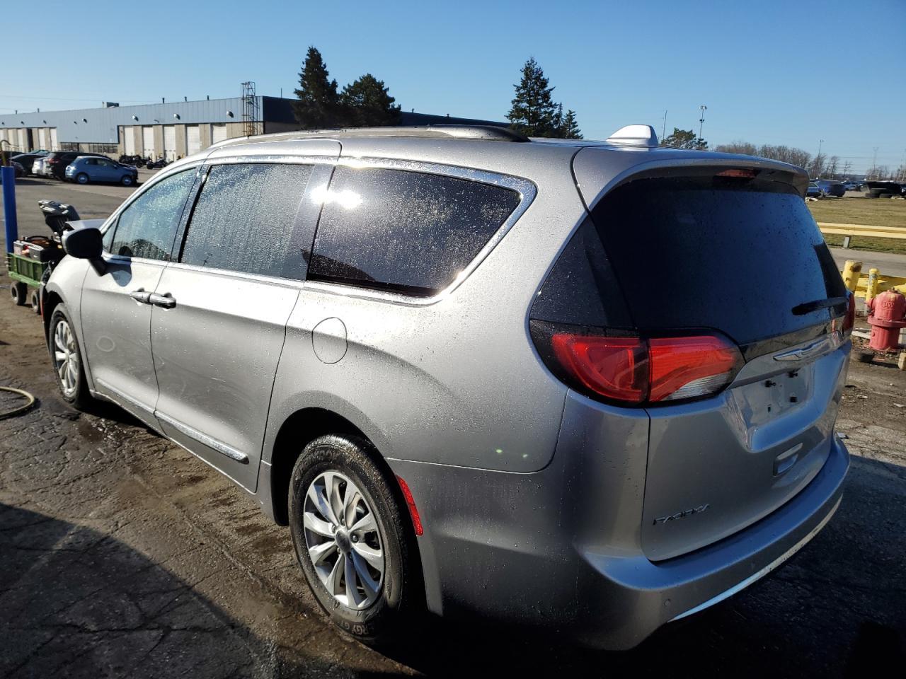 2017 CHRYSLER PACIFICA T - Фото 2