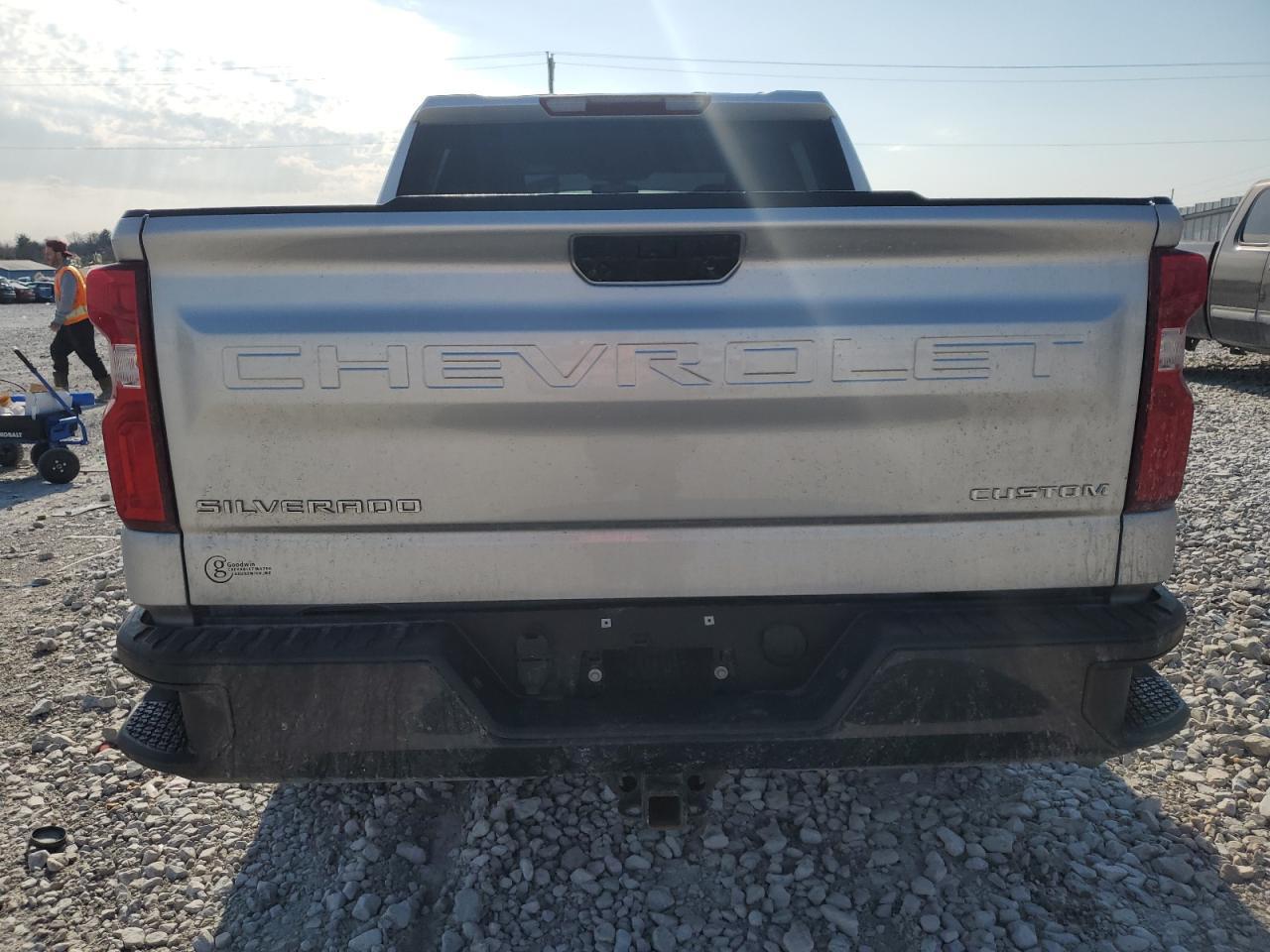 2021 CHEVROLET SILVERADO - Фото 6