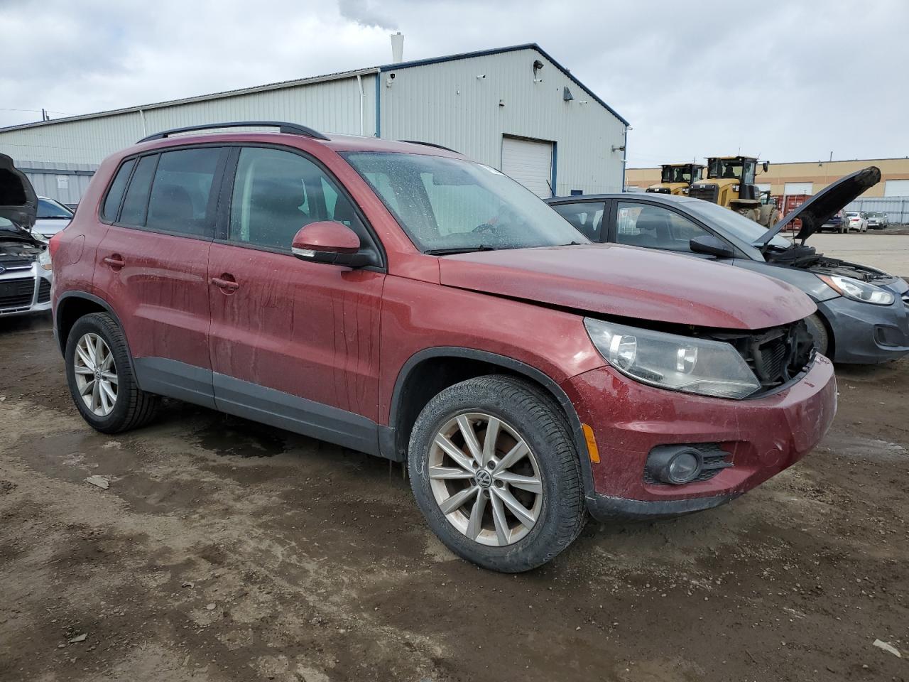 2015 VOLKSWAGEN TIGUAN S - Фото 4
