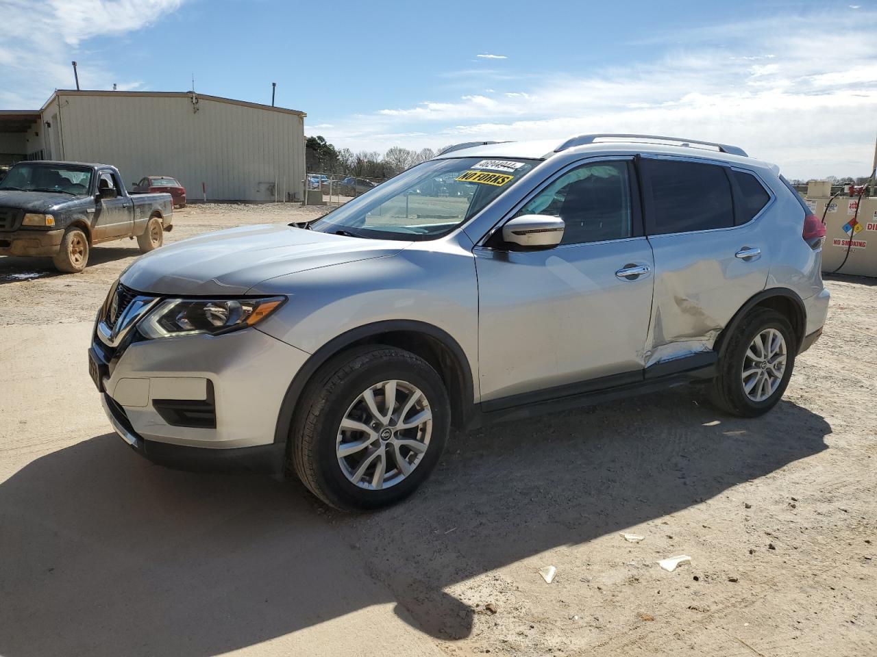 2018 NISSAN ROGUE S