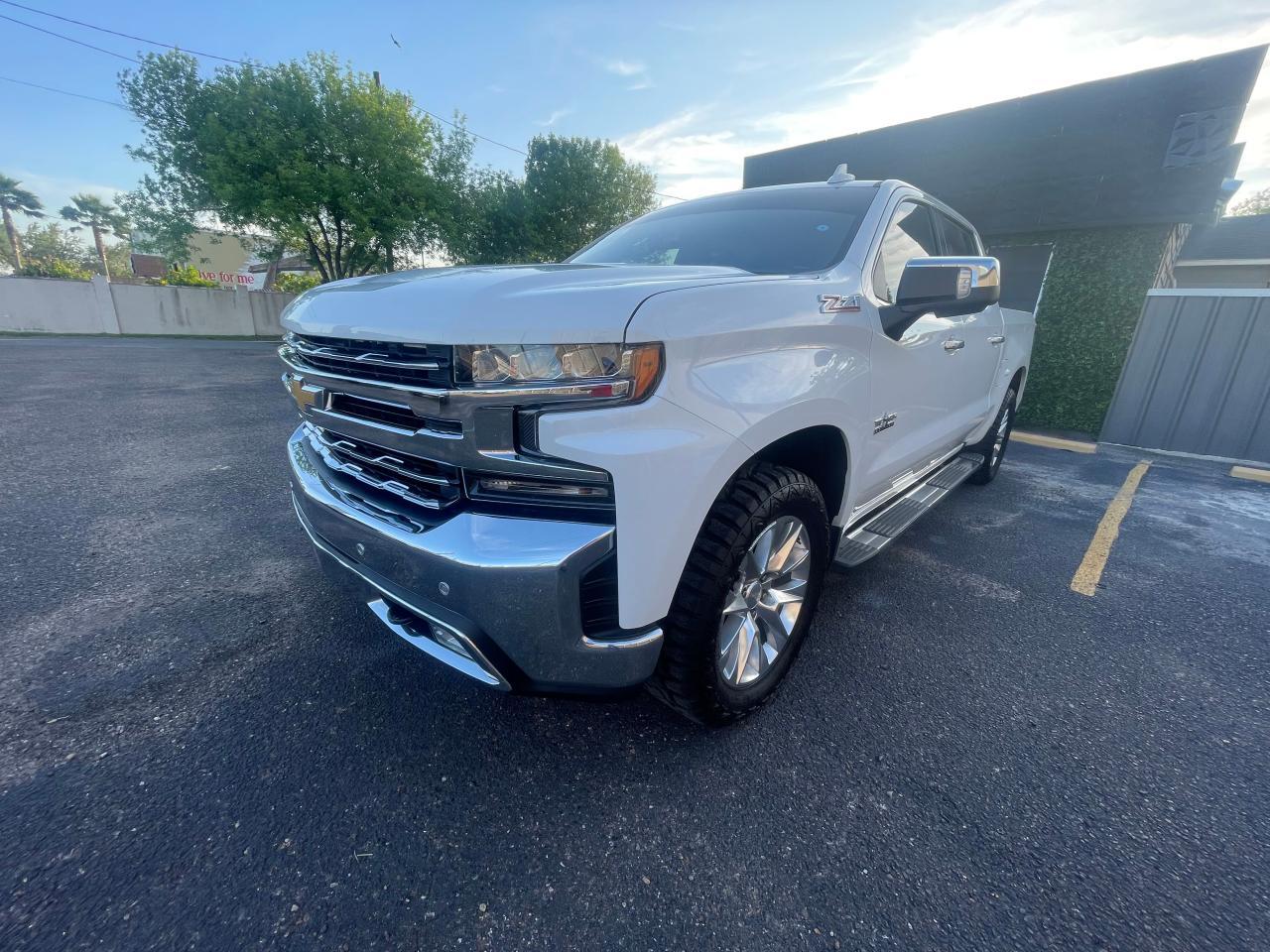 2020 CHEVROLET SILVERADO - Image 2