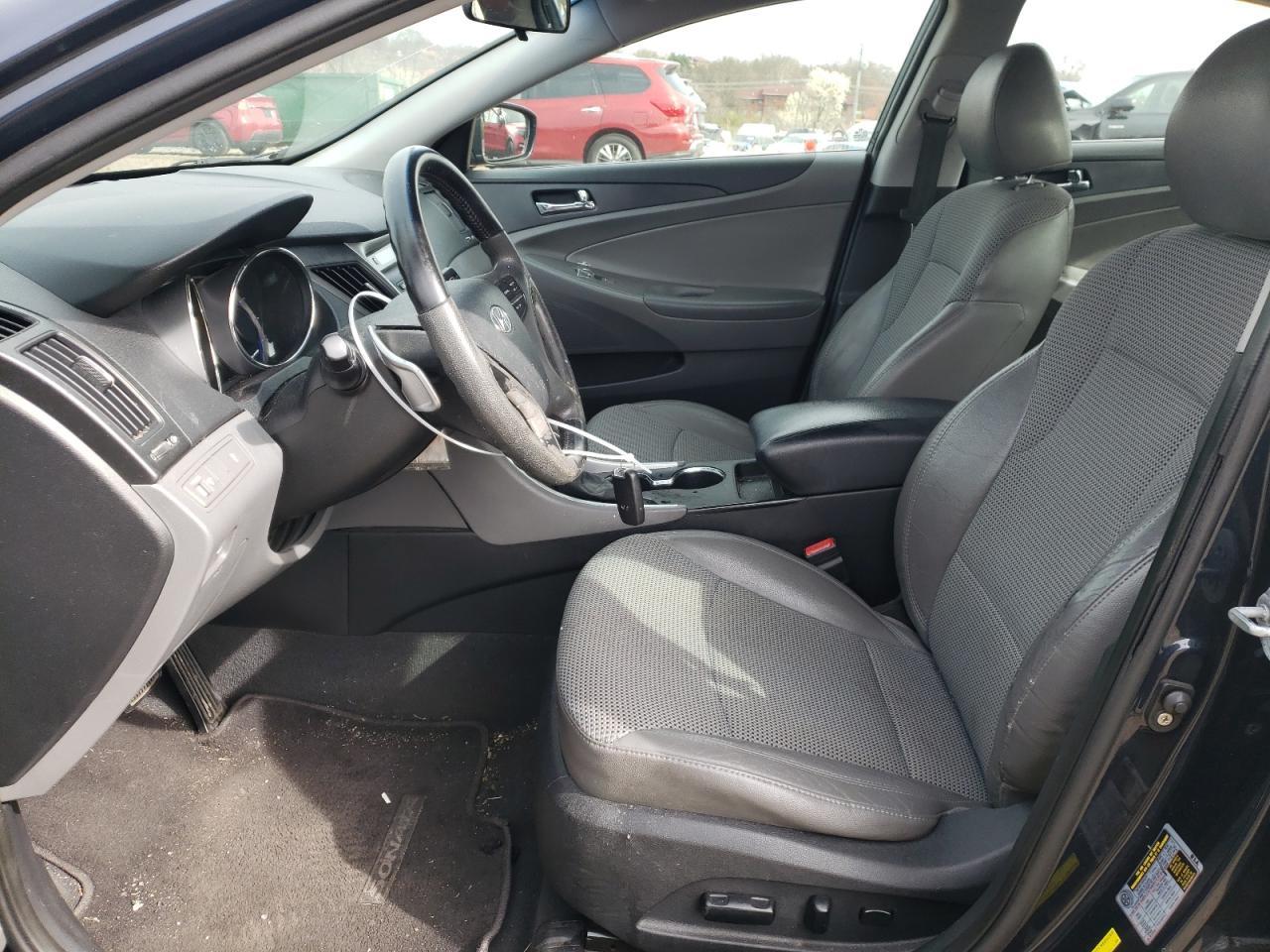 2011 HYUNDAI SONATA SE - Image 7
