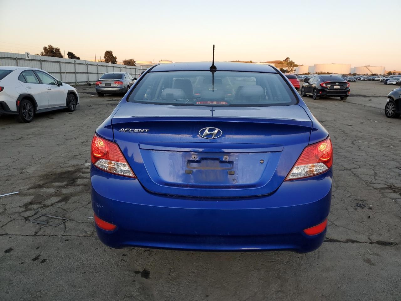 2014 HYUNDAI ACCENT GLS - Фото 6