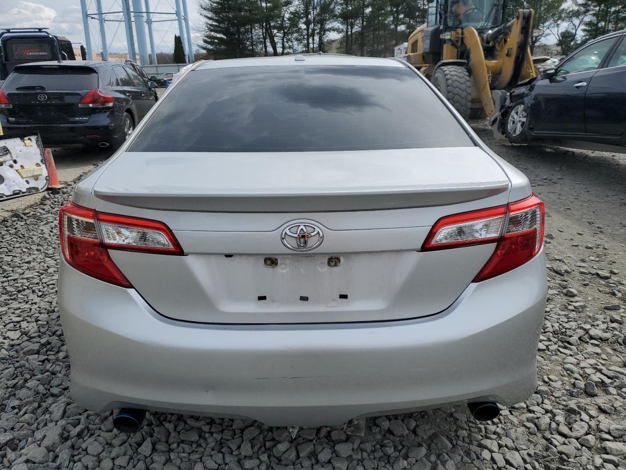2012 TOYOTA CAMRY SE - Image 6
