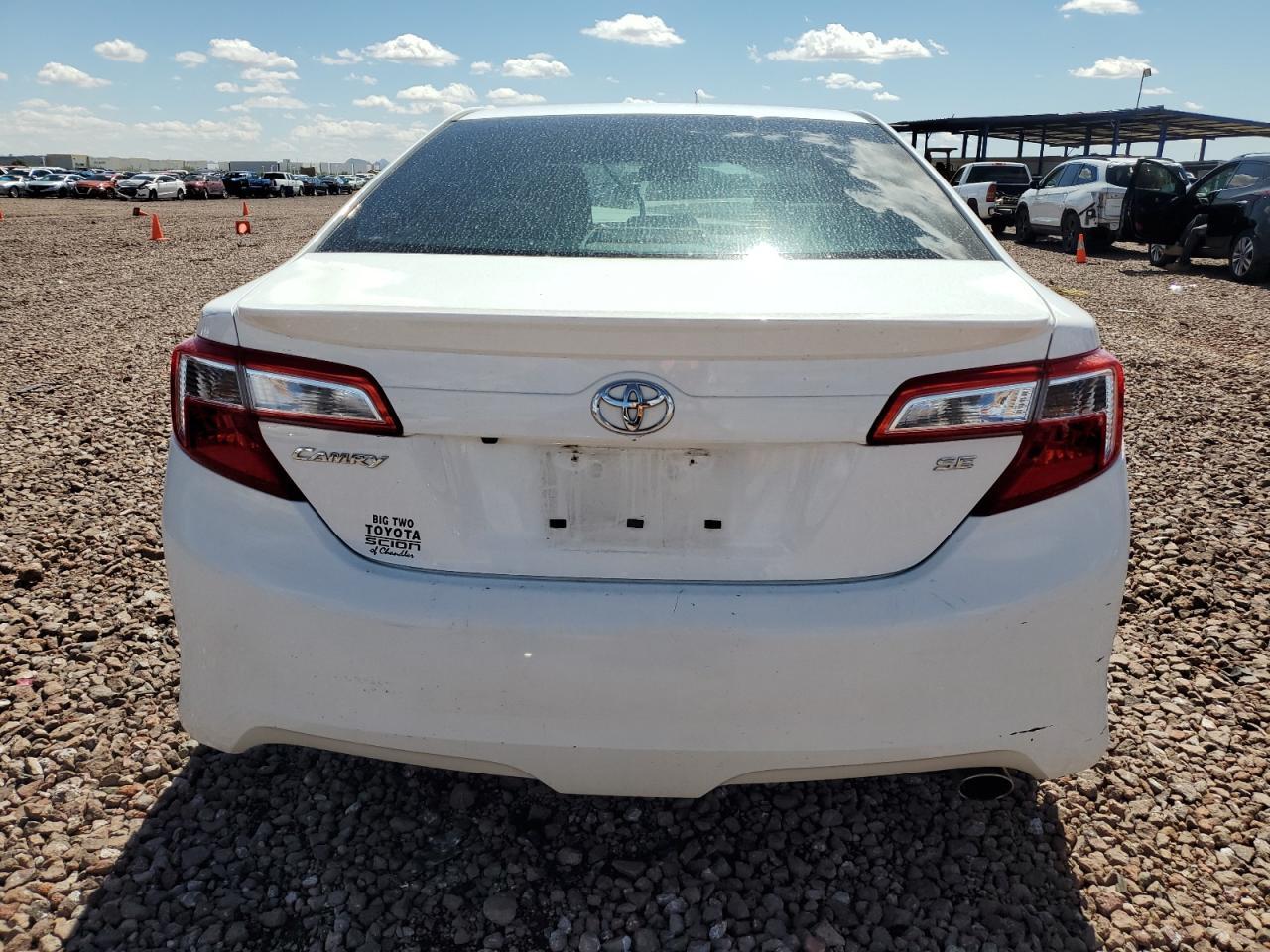 2014 TOYOTA CAMRY L - Image 6
