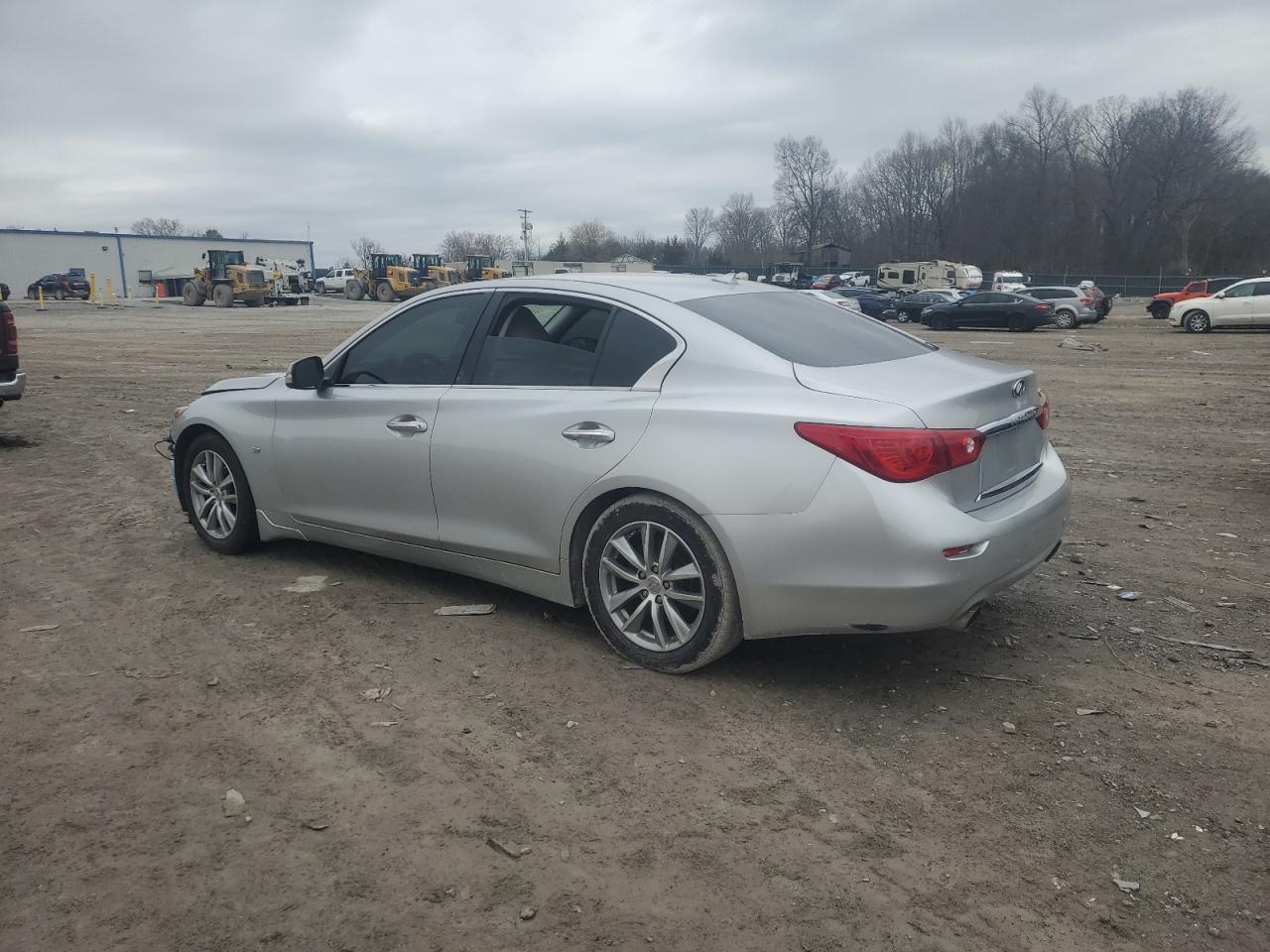 2015 INFINITI Q50 BASE - Фото 2