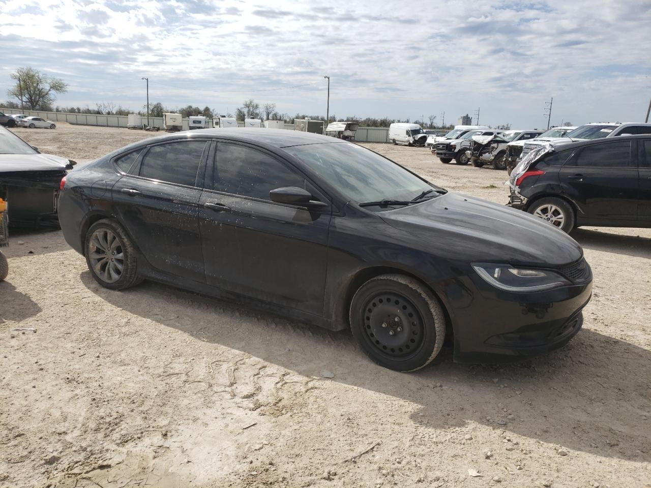 2015 CHRYSLER 200 S - Фото 4