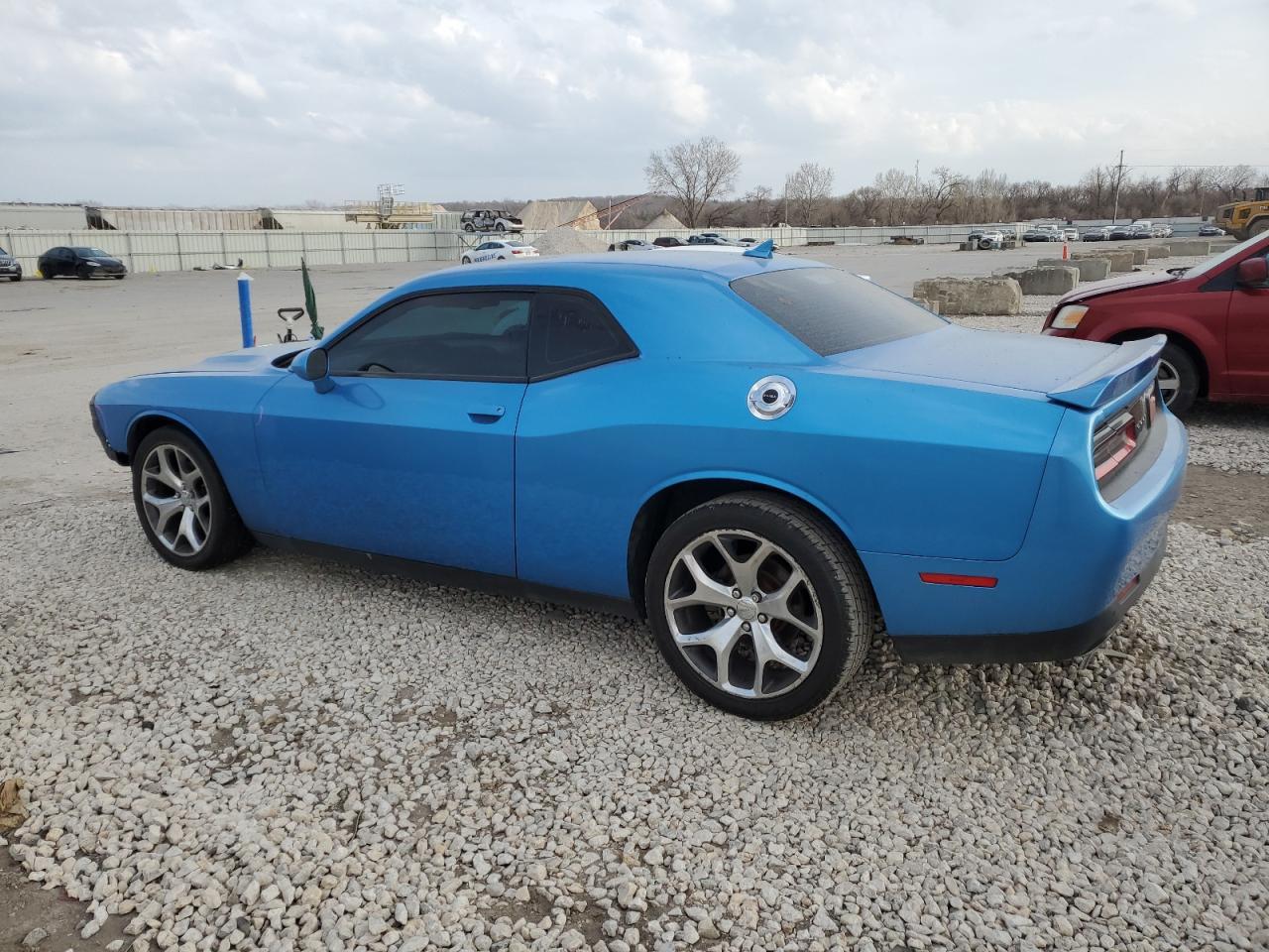 2015 DODGE CHALLENGER - Фото 2