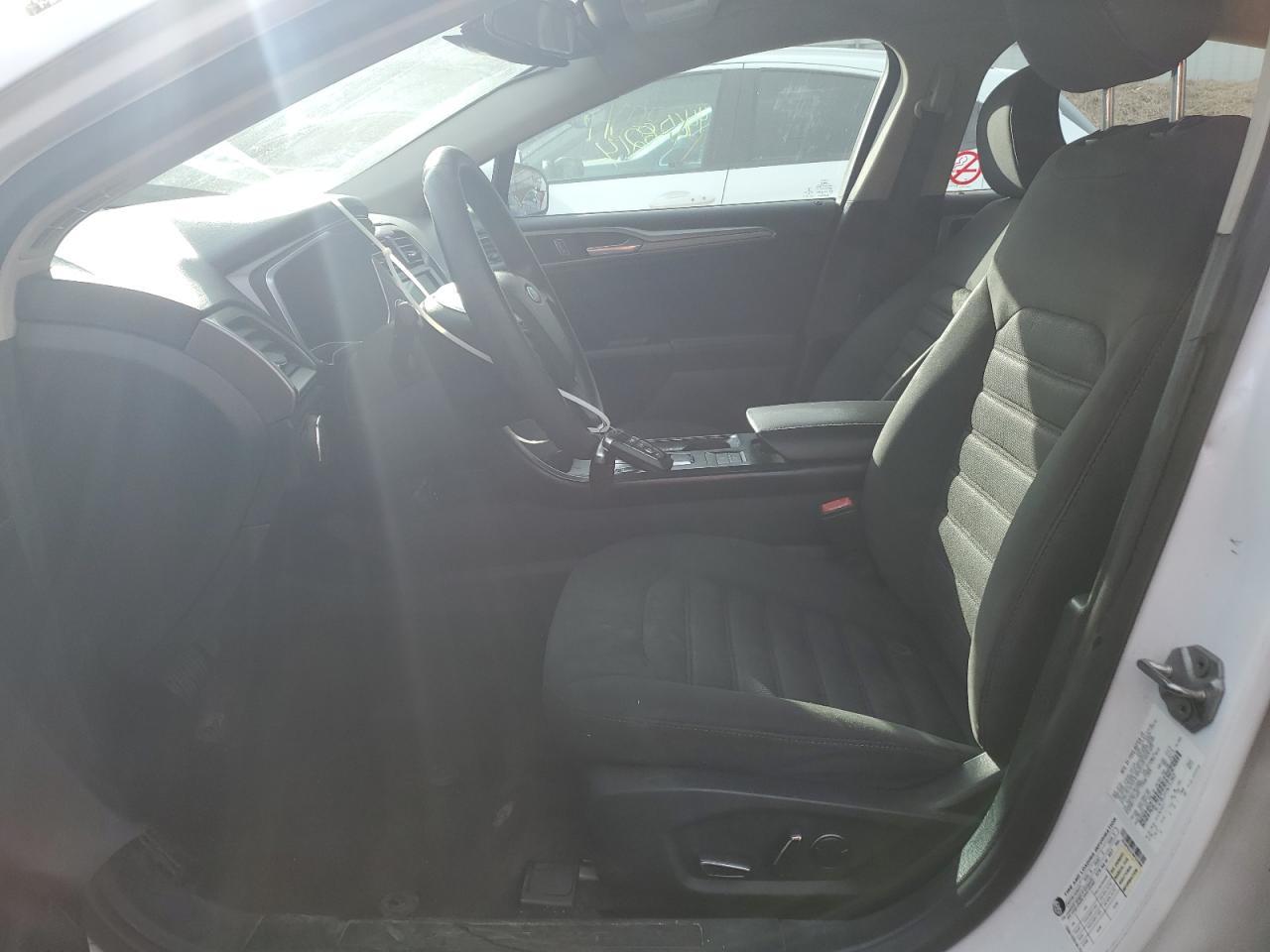 2017 FORD FUSION SE - Фото 7