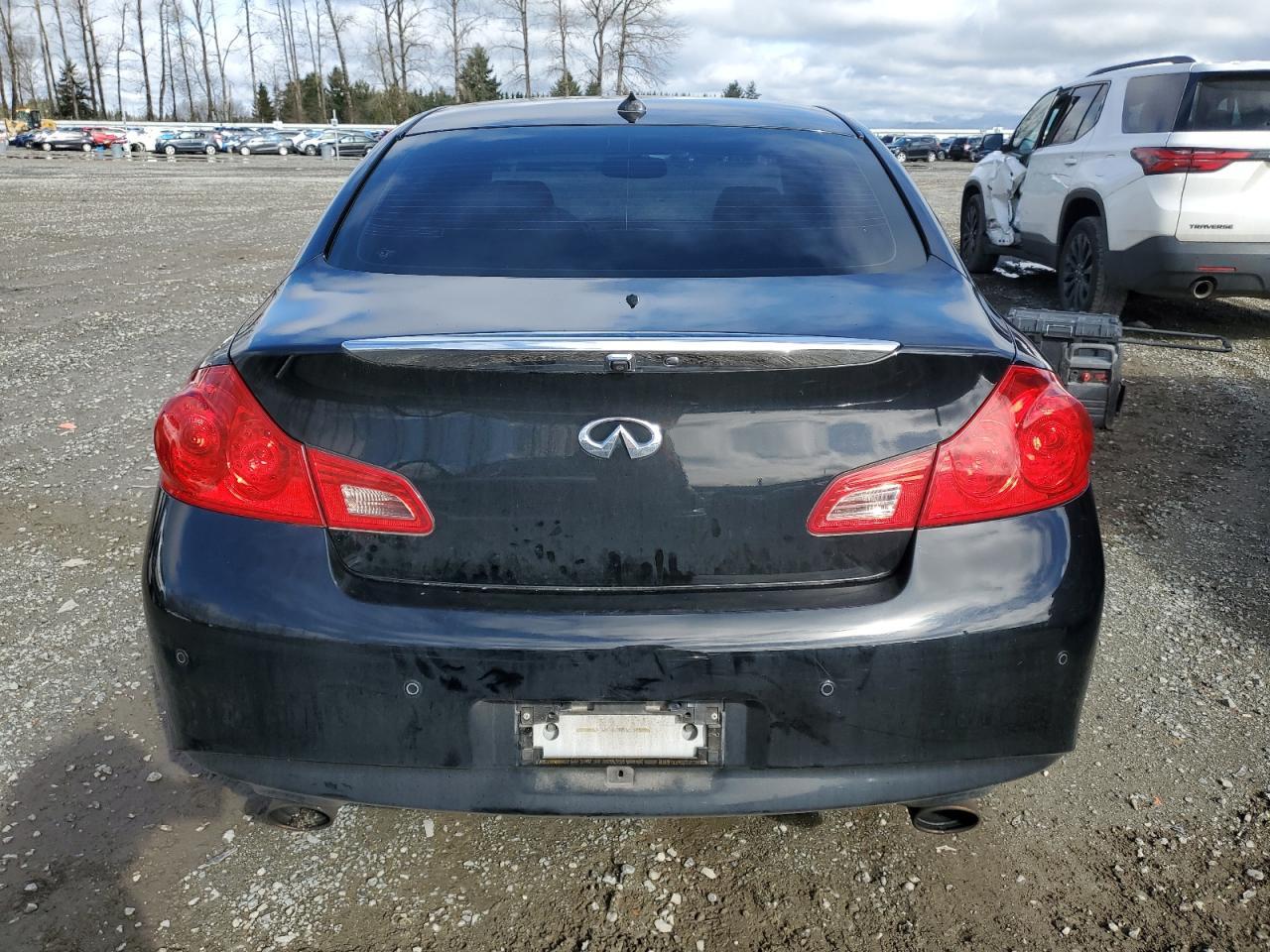 2012 INFINITI G37 - Image 6