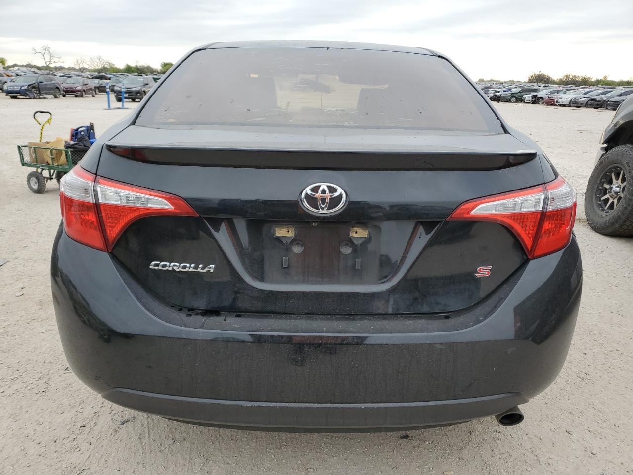 2015 TOYOTA COROLLA L - Фото 6