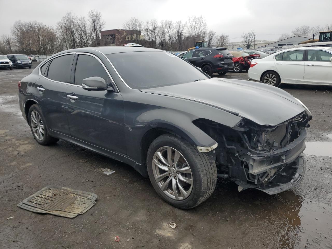 2015 INFINITI Q70 3.7 - Image 4