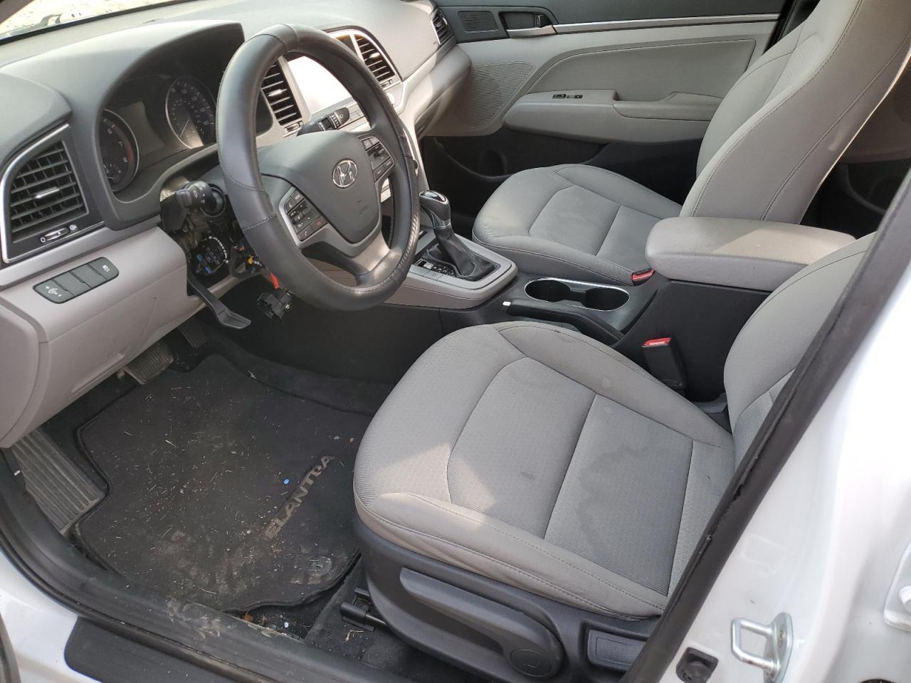 2017 HYUNDAI ELANTRA SE - Image 7