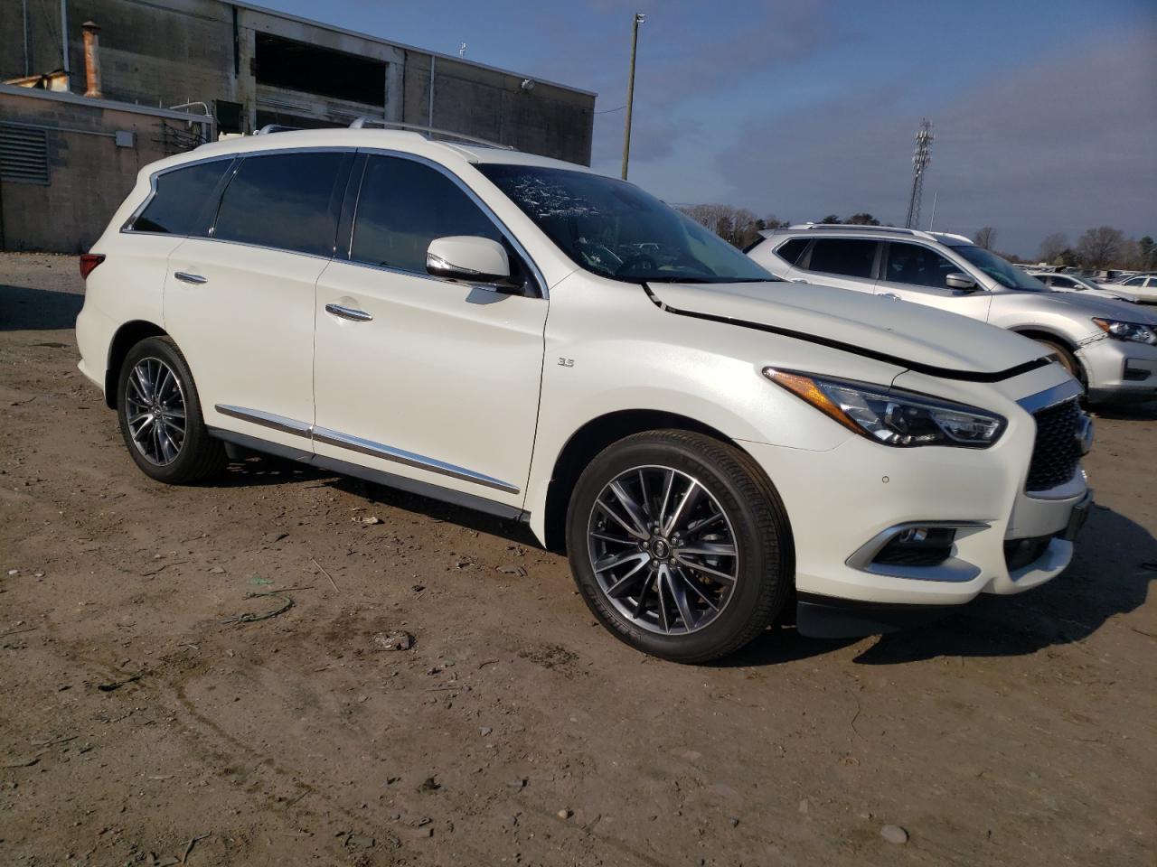 2016 INFINITI QX60 - Фото 4