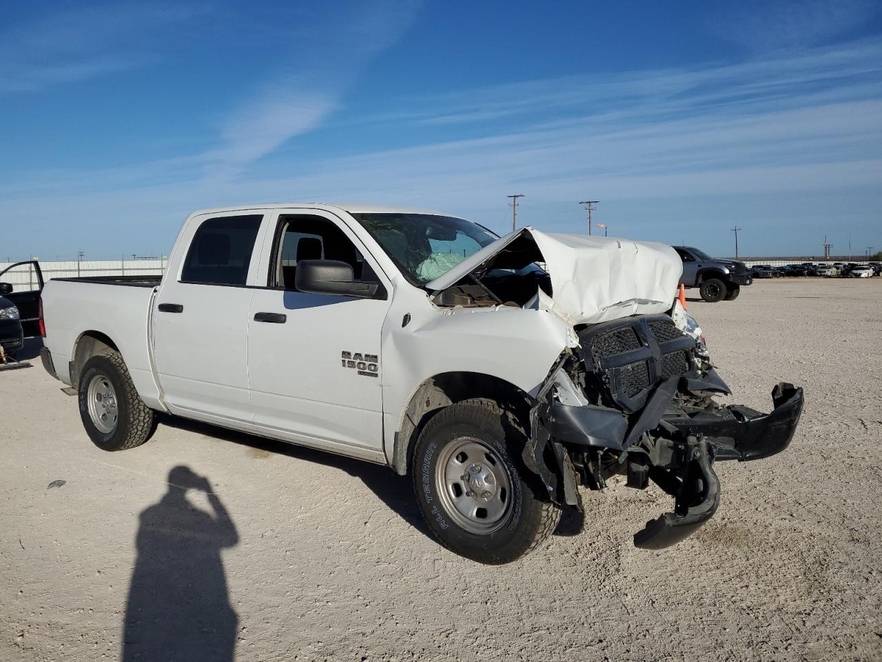 2019 RAM 1500 CLASS - Фото 4