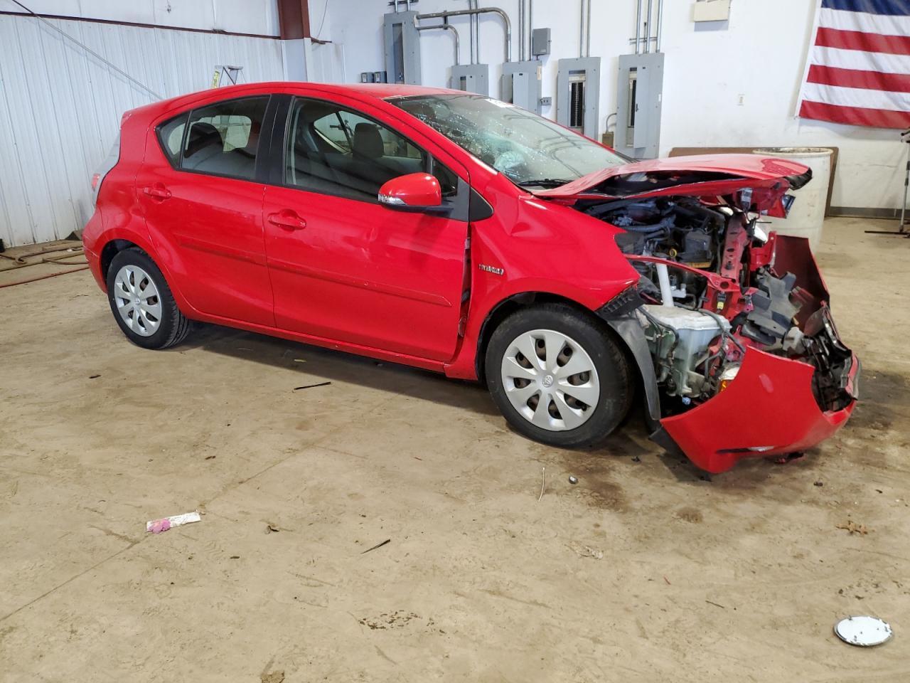 2013 TOYOTA PRIUS C - Image 4