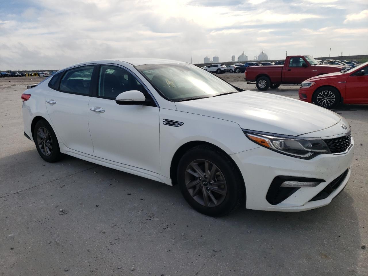 2020 KIA OPTIMA LX - Image 4
