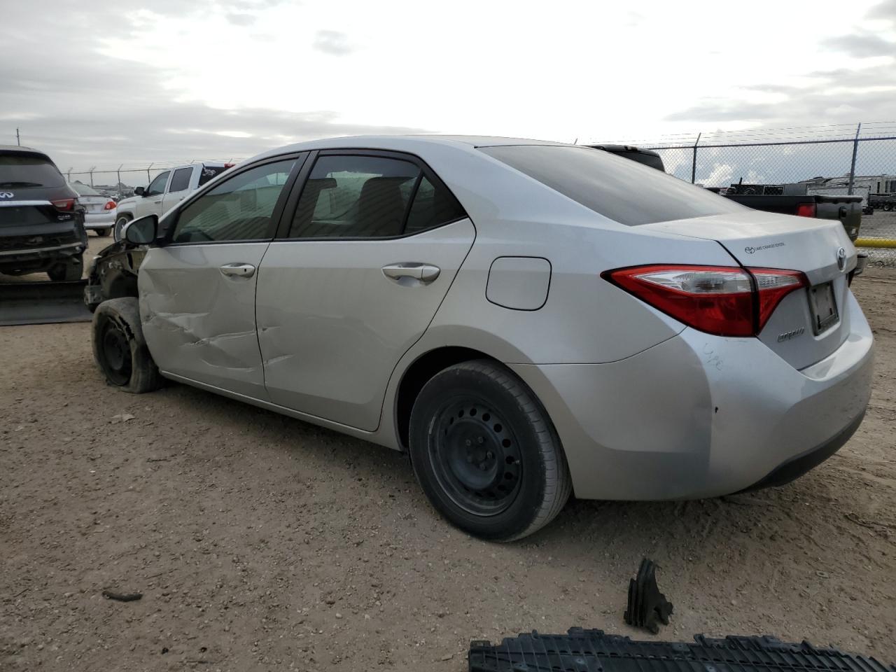 2014 TOYOTA COROLLA L - Фото 2