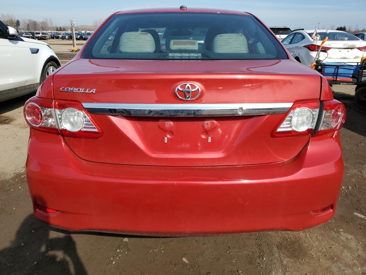 2013 TOYOTA COROLLA BA - Фото 6
