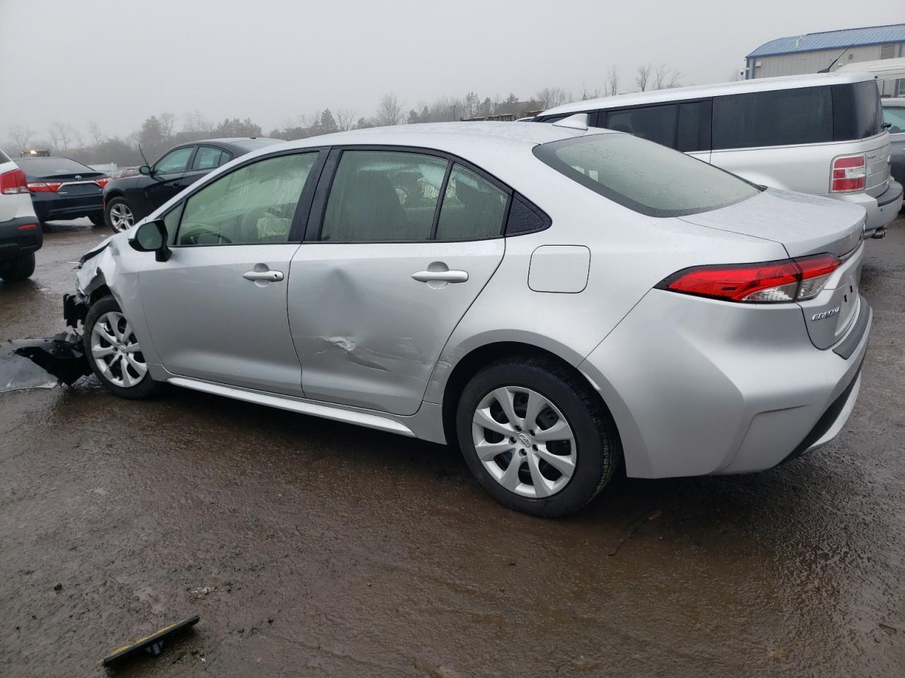 2022 TOYOTA COROLLA LE - Image 2