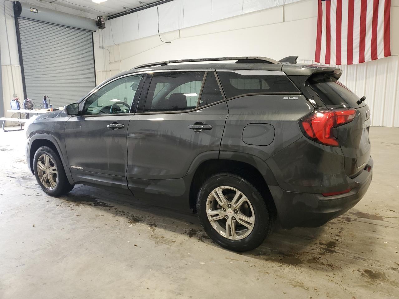 2018 GMC TERRAIN SL - Image 2