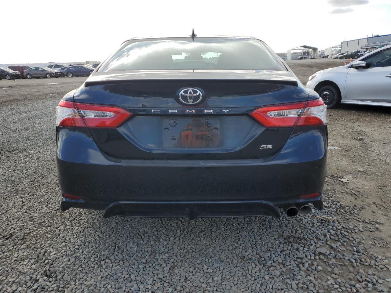 2020 TOYOTA CAMRY SE - Image 6