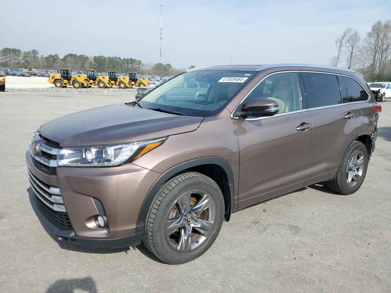 2018 TOYOTA HIGHLANDER car image