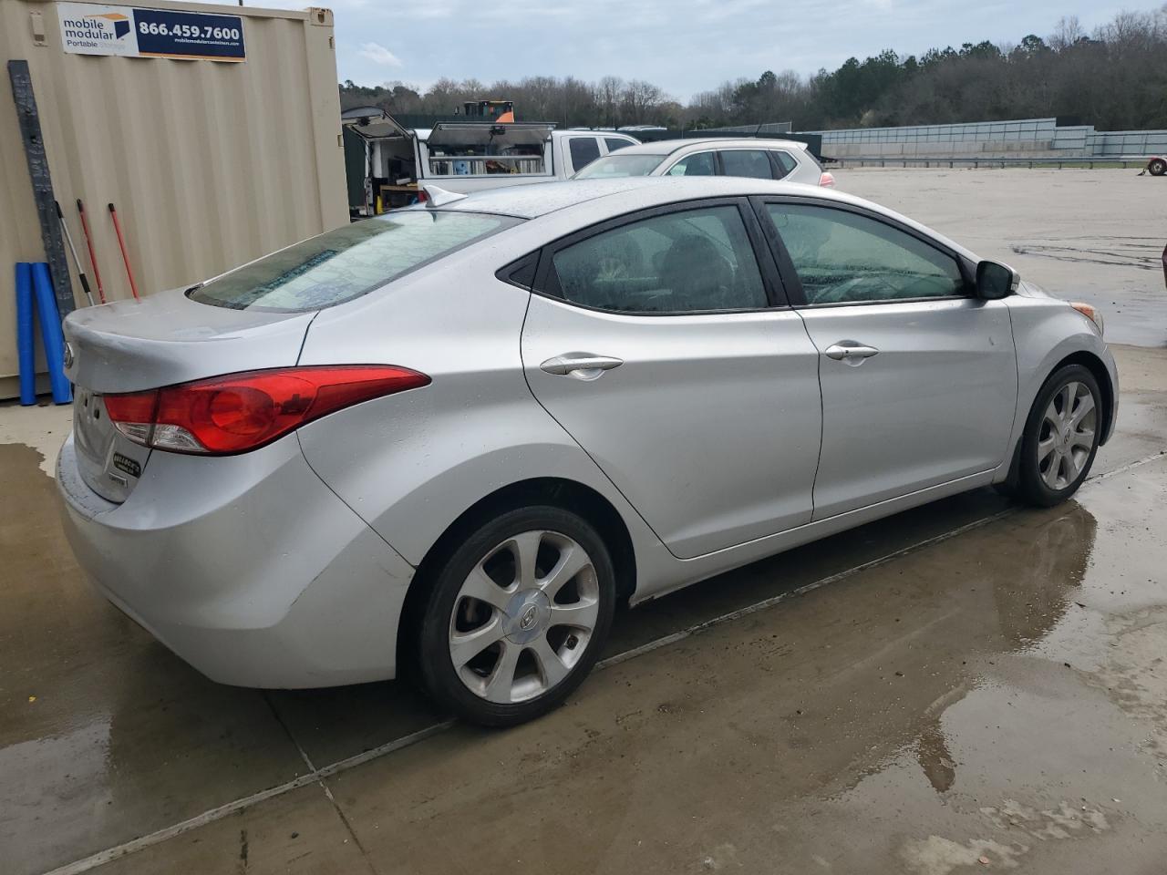 2013 HYUNDAI ELANTRA GL - Image 3