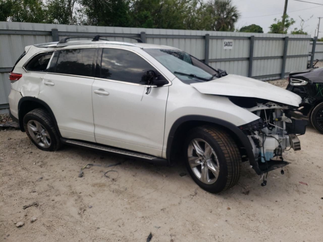2018 TOYOTA HIGHLANDER - Фото 4