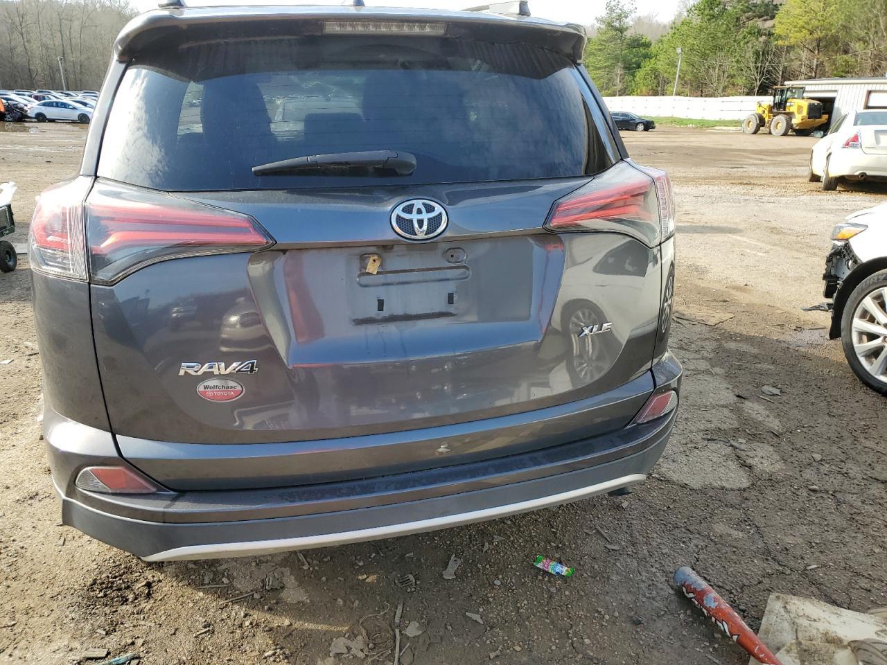 2016 TOYOTA RAV4 XLE - Фото 6