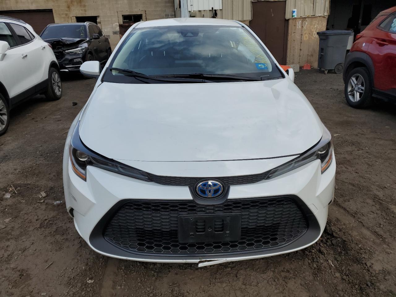 2022 TOYOTA COROLLA LE - Image 5