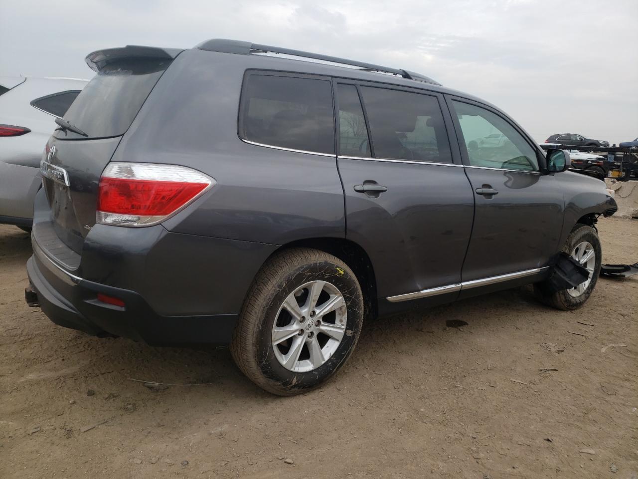 2011 TOYOTA HIGHLANDER - Фото 3