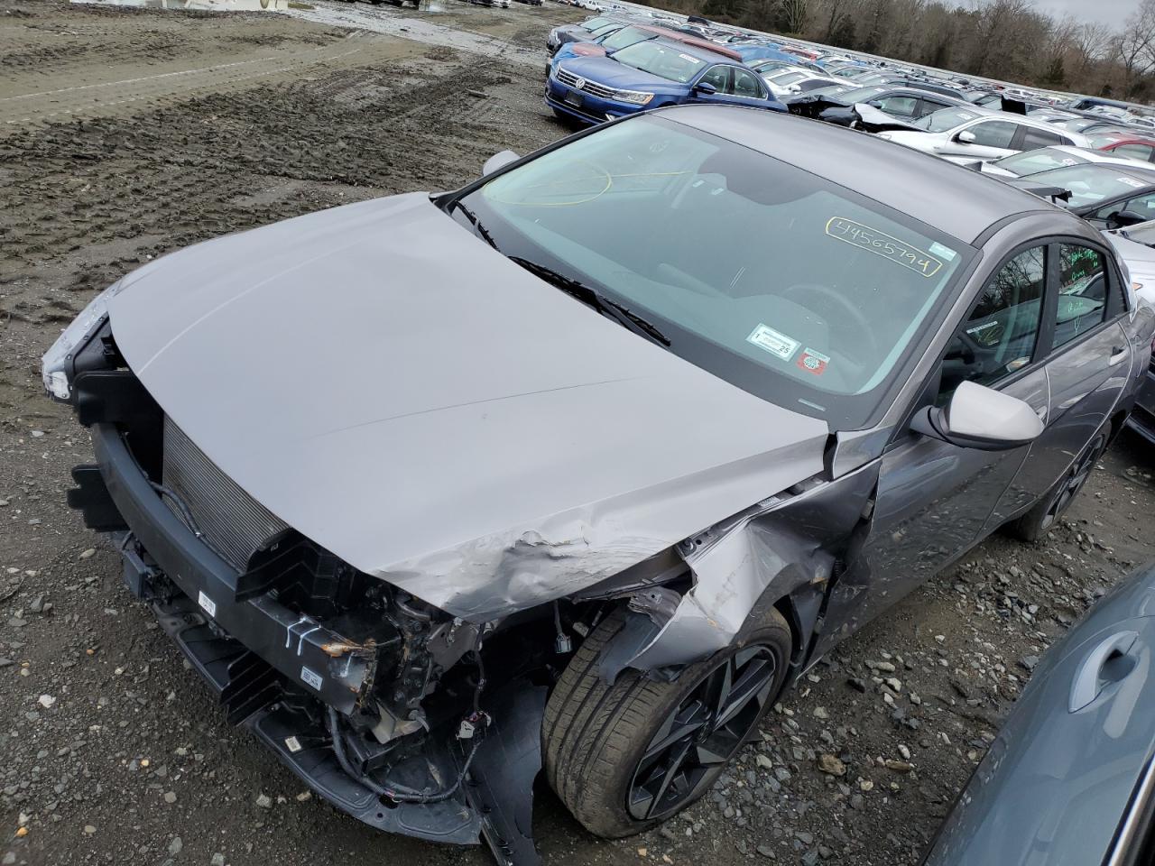 2023 HYUNDAI ELANTRA SE