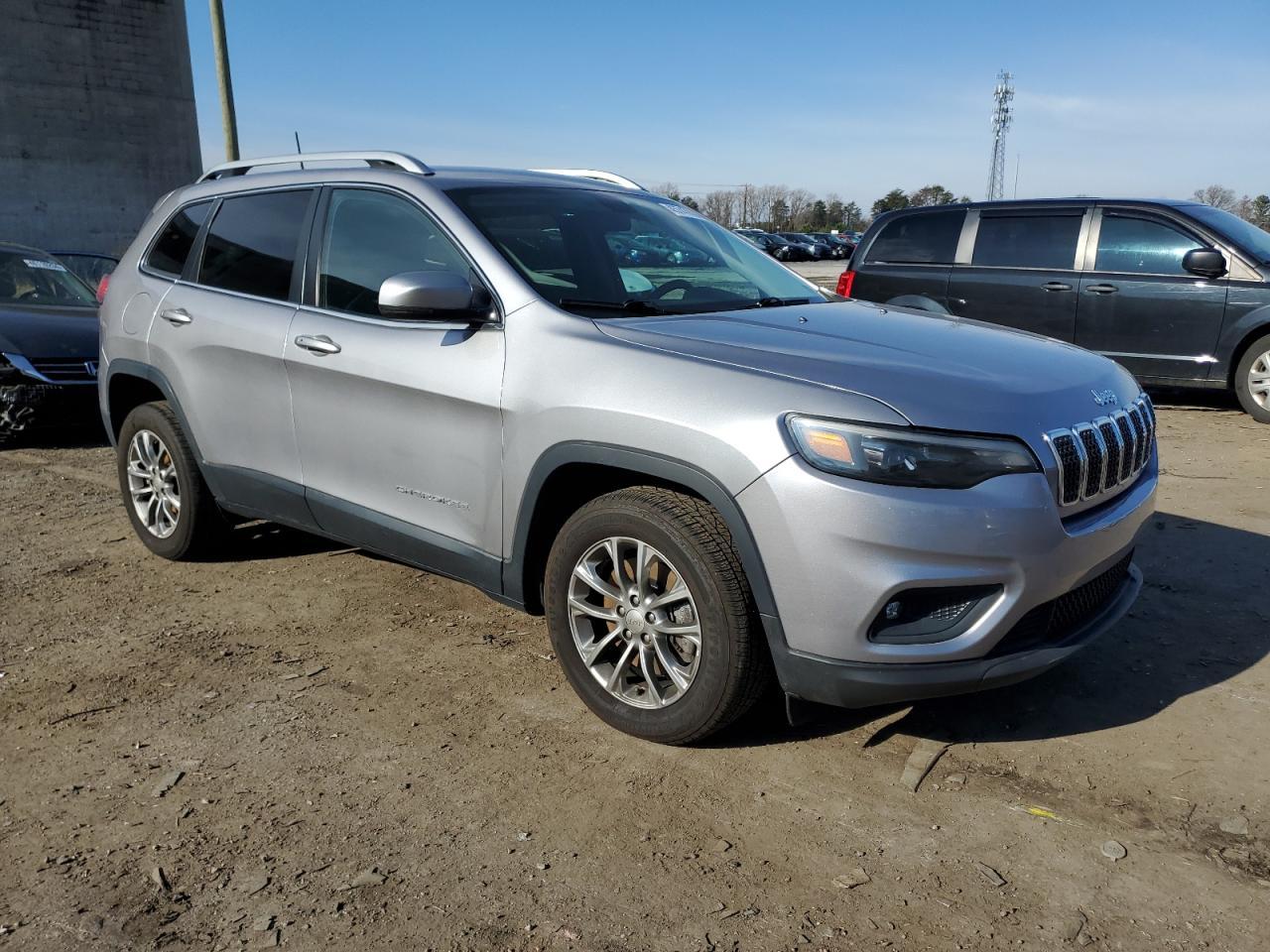 2019 JEEP CHEROKEE L - Image 4