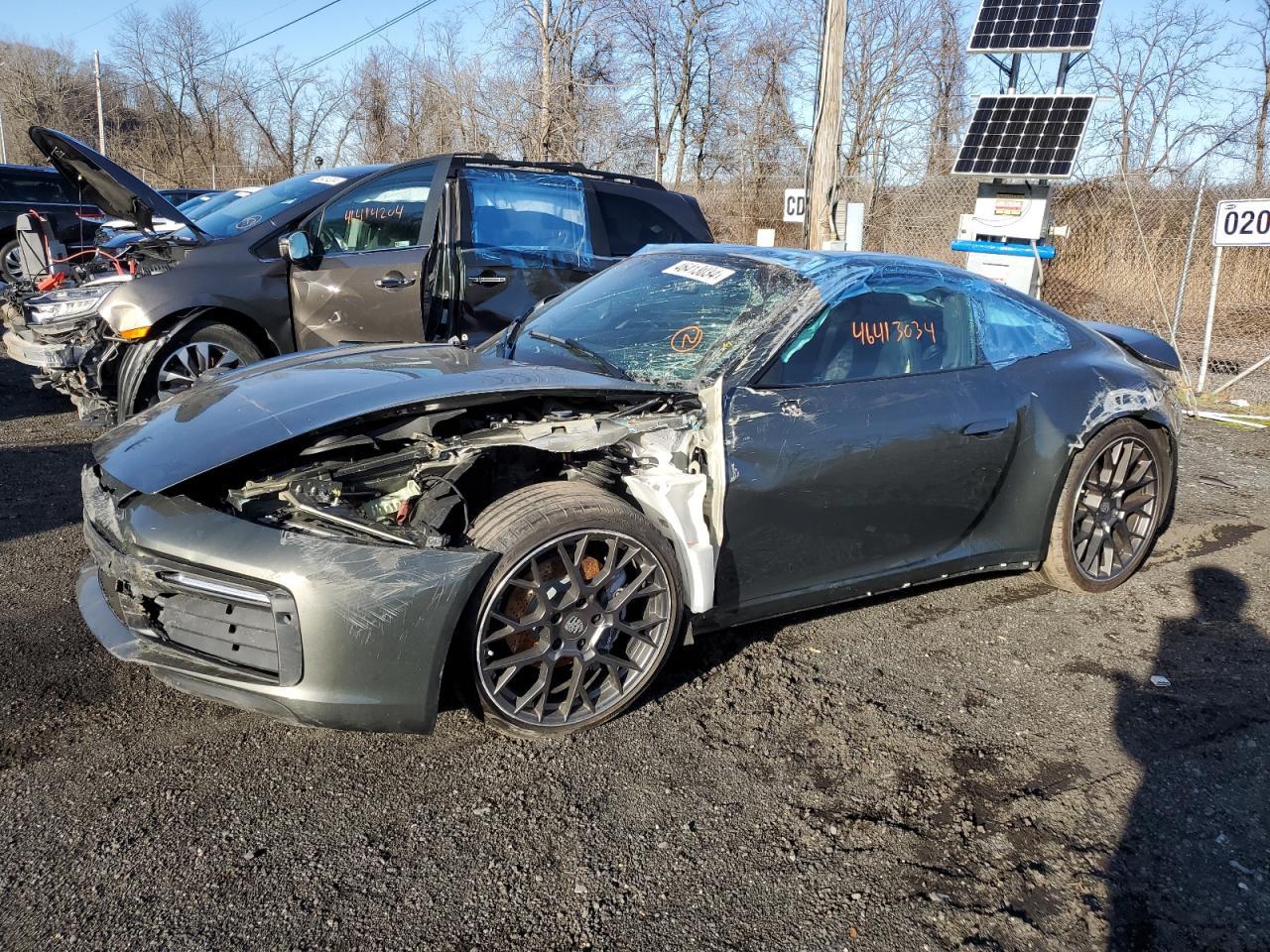 2021 PORSCHE 911 CARRER