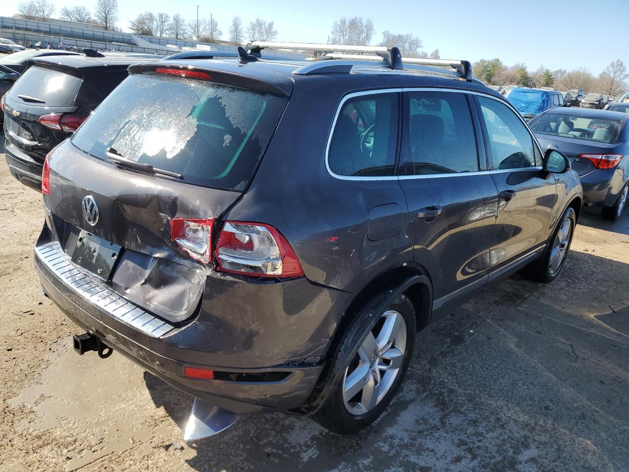 2012 VOLKSWAGEN TOUAREG V6 - Фото 3