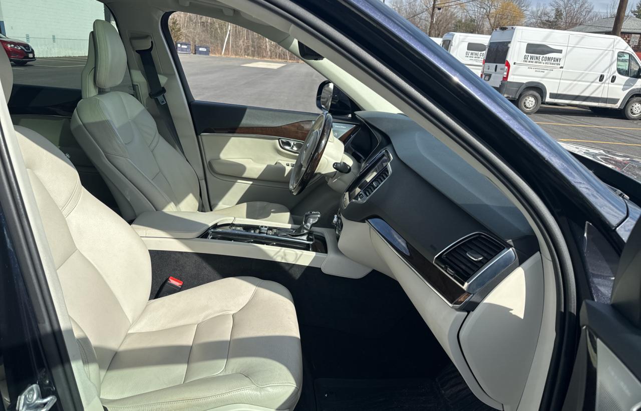 2016 VOLVO XC90 T6 - Фото 5