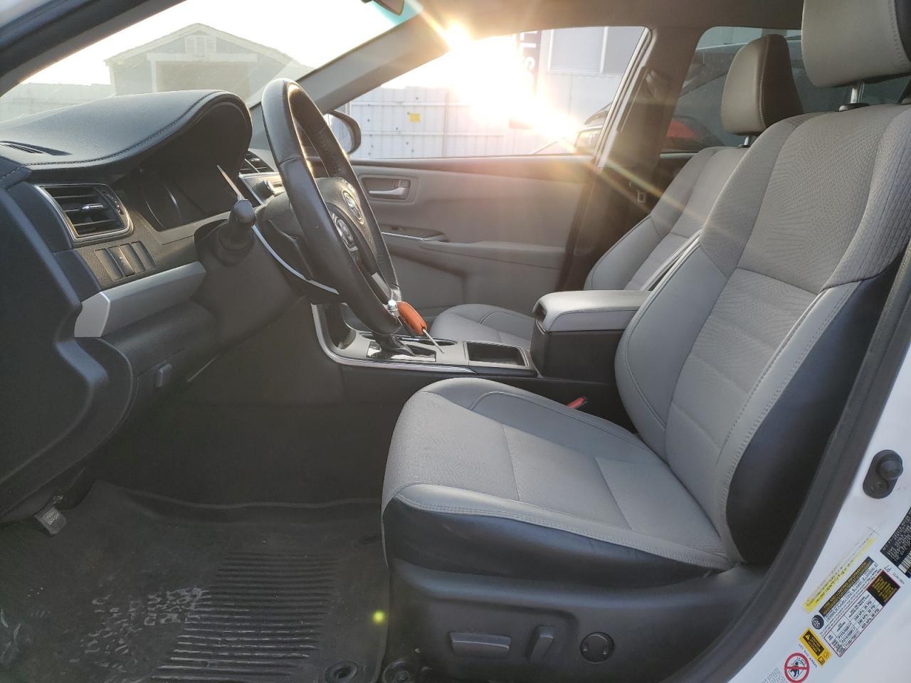 2017 TOYOTA CAMRY LE - Image 7